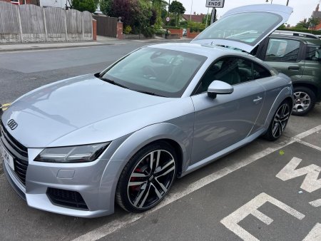 AUDI