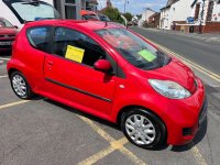 PEUGEOT 107